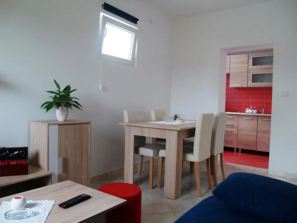 Apartment Drago Šišan